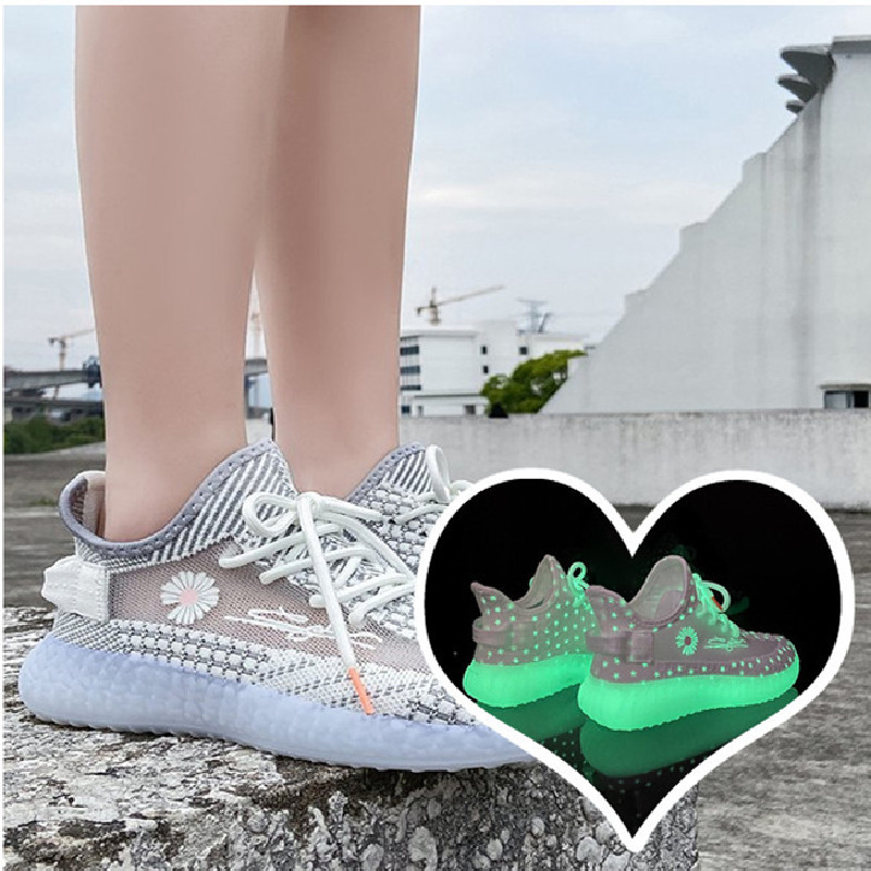 

Girls flying woven new single mesh breathable luminous shoes boys sports small daisy children shoes, Gray 520