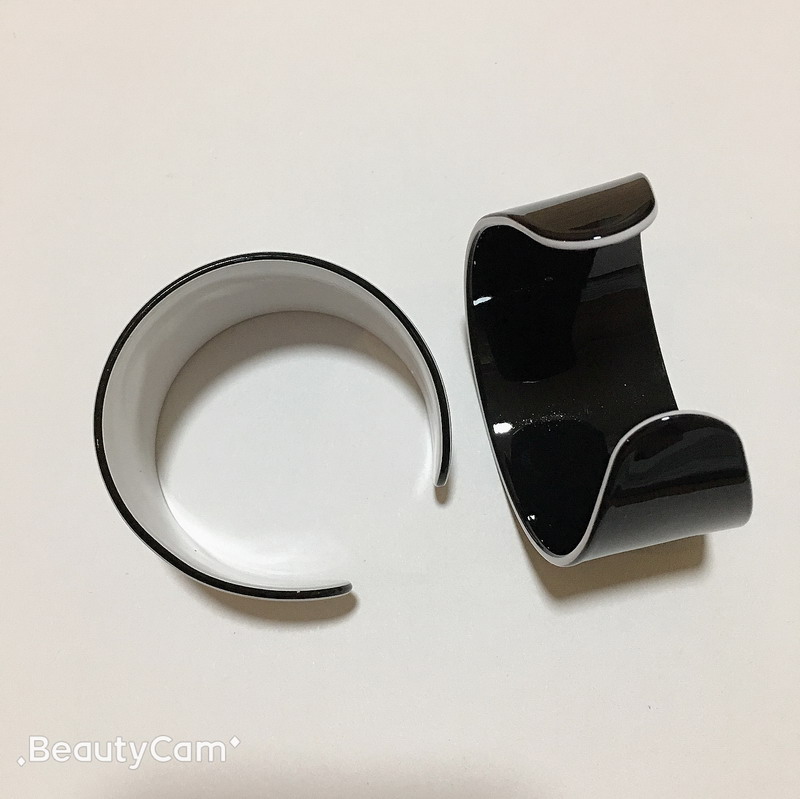 

6.5X4CM black and white casual acrylic bracelet fashion C letter bracelet woman jewelry counter VIP gift