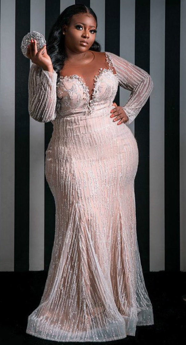 wedding reception dresses for bride plus size