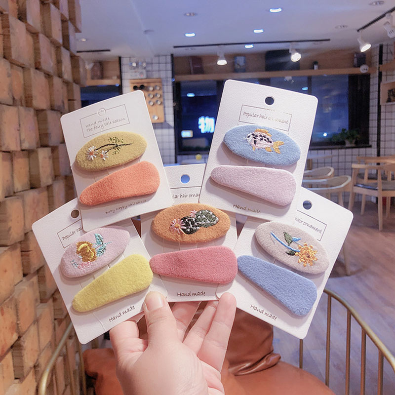 

1 Pair New Korean Simple Beautiful Cartoon Flowers Embroidery BB Clip Fashion Sweet Girl Children's Hairpins Hair Accessories