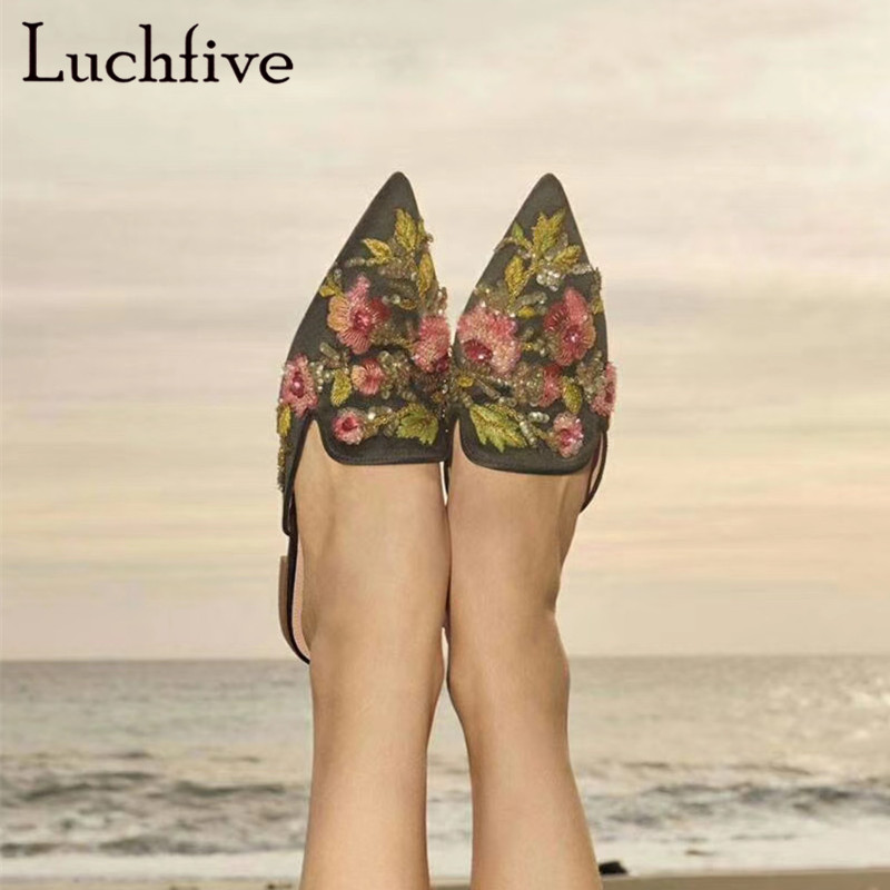 

Luxury Flower Embroidery Dress Mules Flat Heel Pointed Toe Bridal Shoes Summer Vacation Satin Beach Slippers Shoes Women, Black