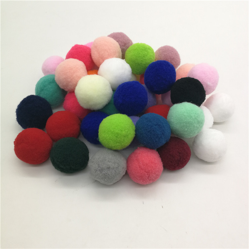 

40pcs/lot,80pcs/lot 30mm Pompom Multicolor Soft Pom Poms Balls Fur Plush Ball DIY Handcraft Wedding Party Decoration Accessories, 01 red