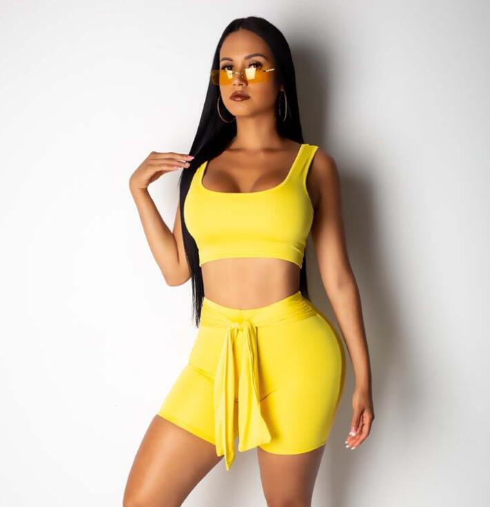 

Tight-fitting fashion sports leisure running fitness sleeveless U-neck short vest top lace shorts two-piece suit, Silver