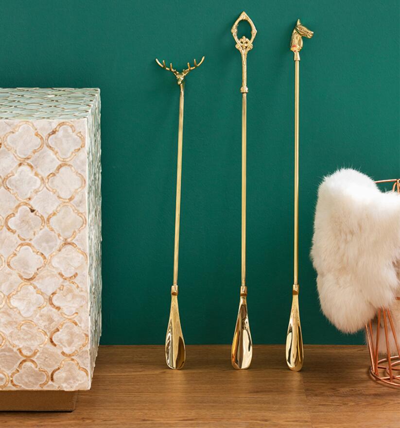 Ultra long handle Novelty Items European classic brass shoe eaker retro light luxury shoes extractor for household use-image-560134252