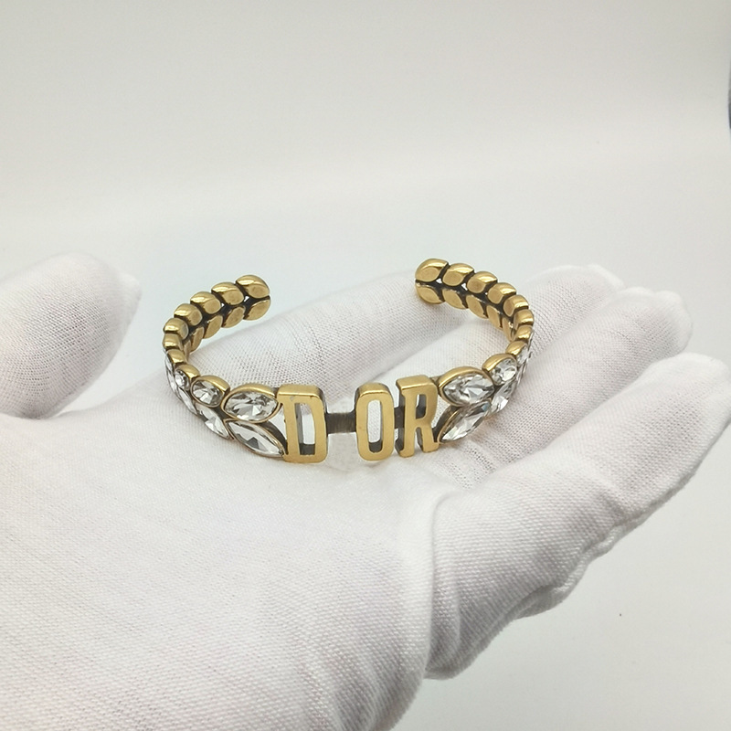 

2020CD family letter open bracelet bracelet female Dijia 2020 new diamond-encrusted Love internet celebrity wheat ear, Black
