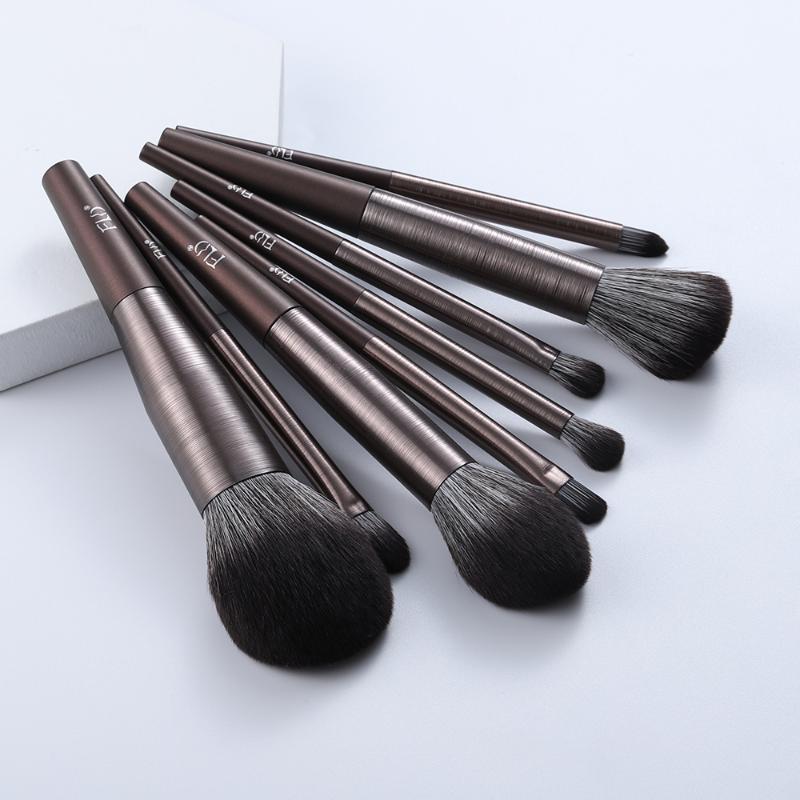 

FLD 8pcs Metal Long Tube Makeup Brushes Set Lip Foundation Powder Blusher Eyeshadow Eyebrow Brush Tools Maquillaje Profesional