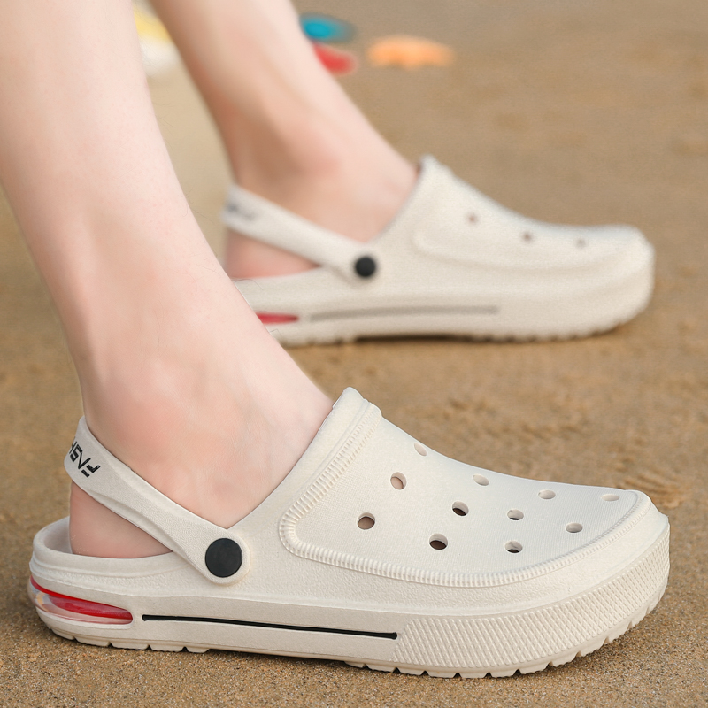 

Men Water Shoes Casual Sandals New Summer Hollow-out Beach Sandals Breathable Mens Slippers Flip-flops Sandalia, Beige