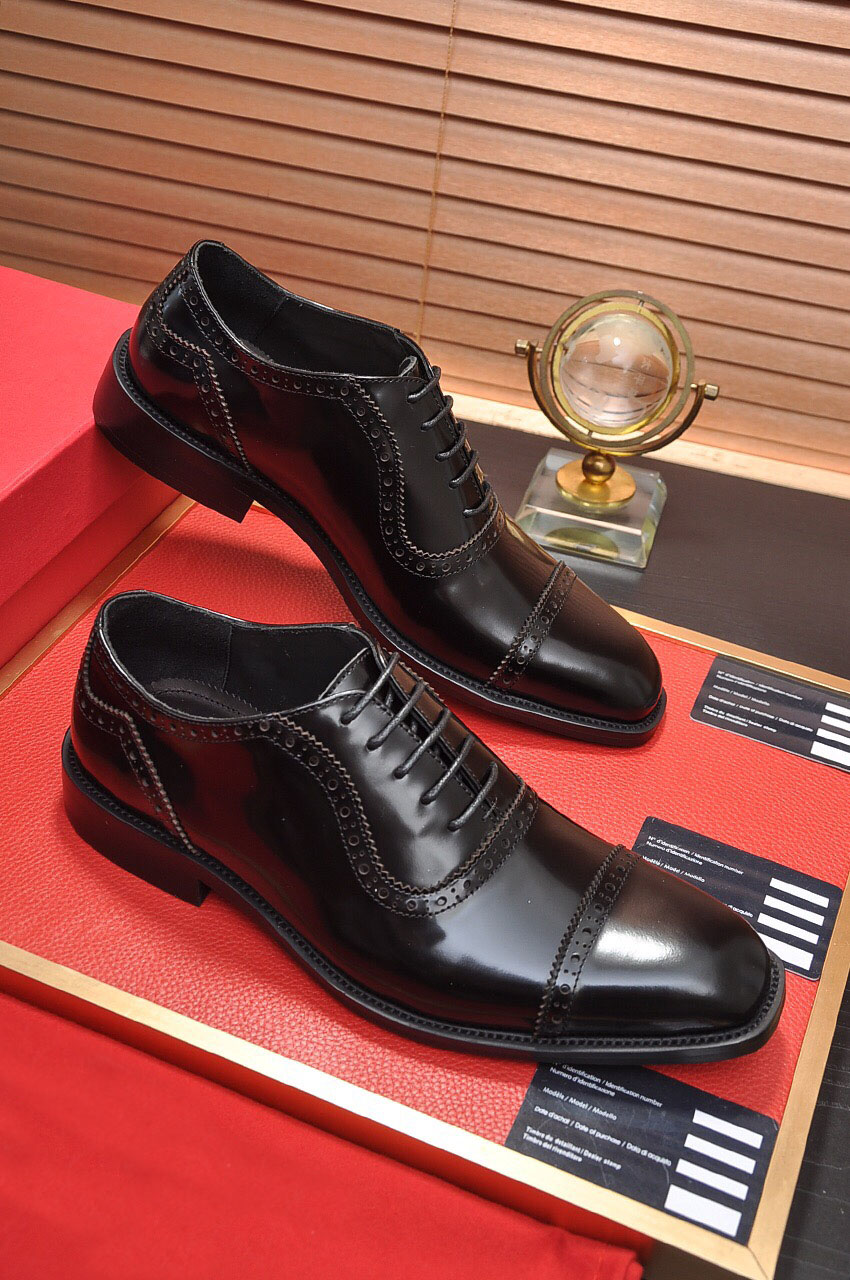 

2020 Men Business Genuine Leather Oxford Shoes Breathable Formal Brand Designer Party Wedding Dress Shoes Size 38-45, Black 1