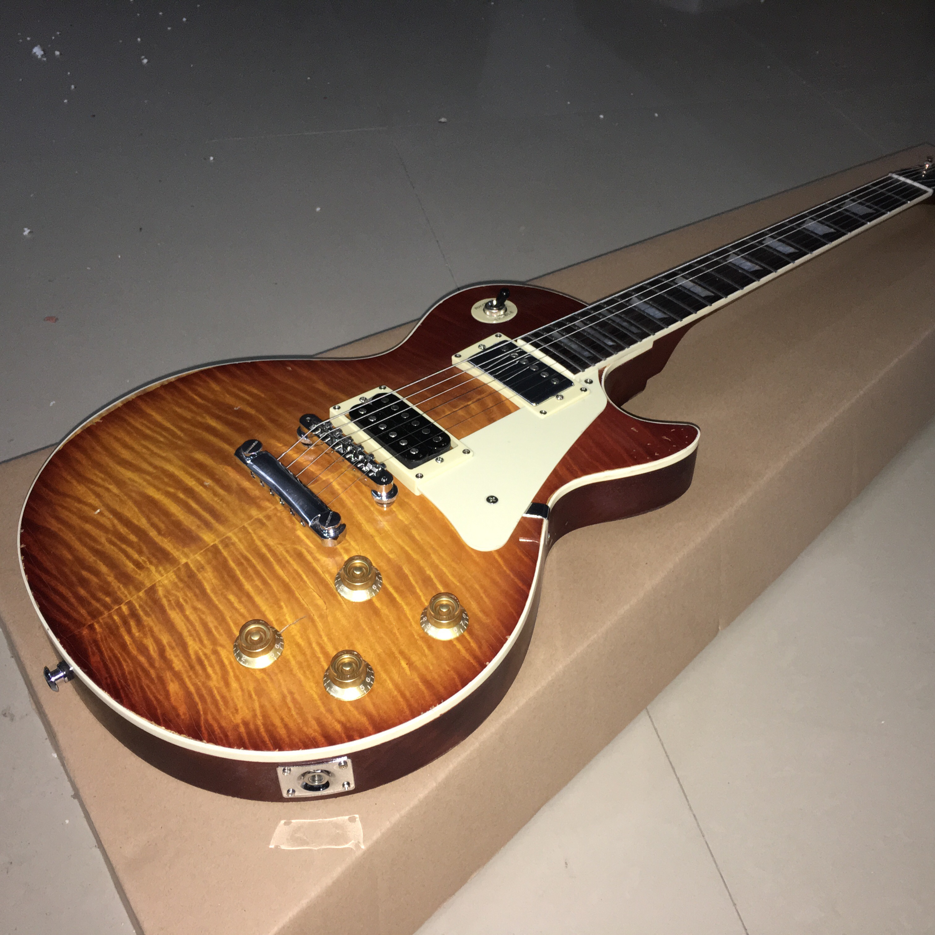 

Custom Shop standard relic guitar,Led Zeppelin Jimmy Page 7# Electric Guitar,Limited version