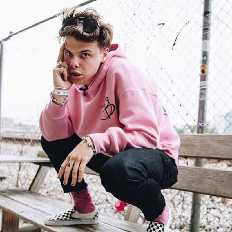 yungblud merch moletom com capuz