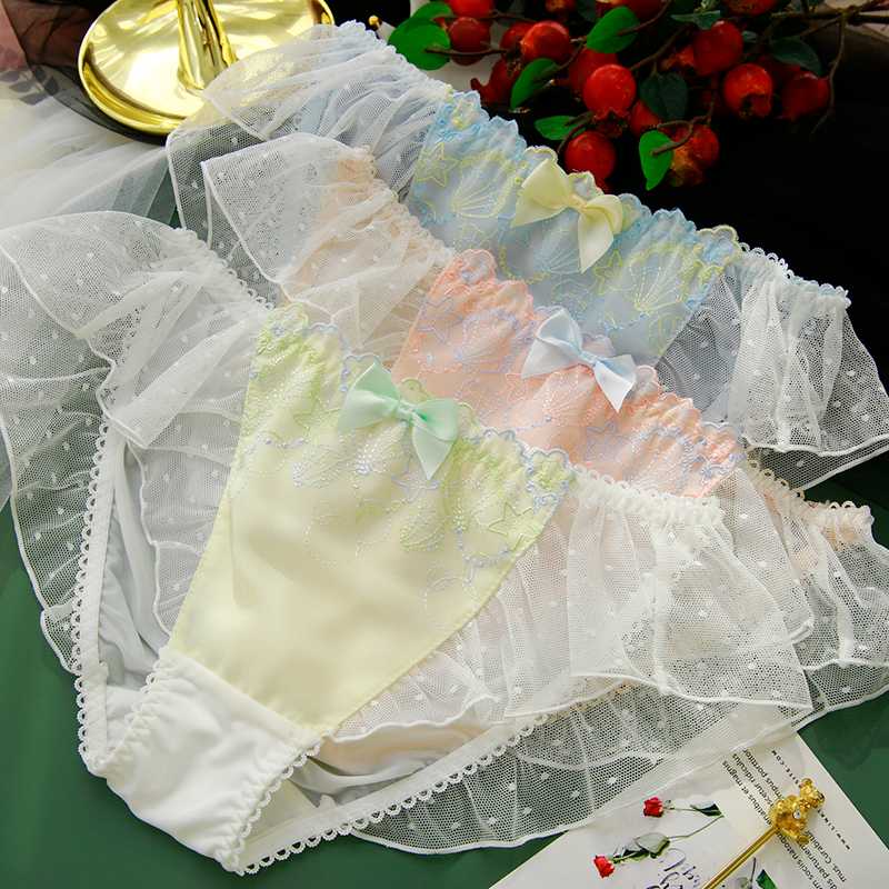

Sweet Shell Star Embroidery Low Waist milk silk Girl Underwear Panties Japanese Sexy Women's Lolita Bow Mesh Briefs Underpants, Beige