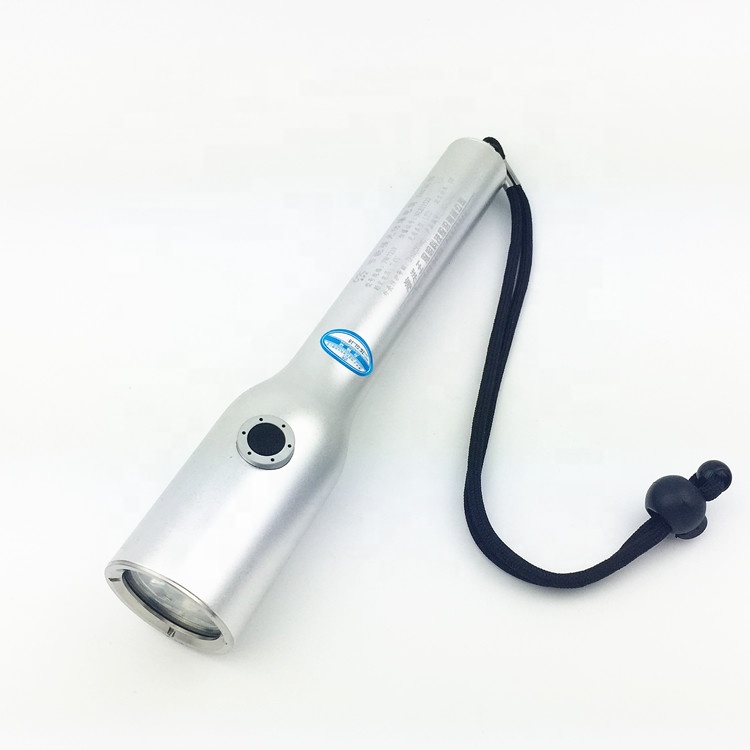 

LED strong light explosion-proof waterproof long range rechargeable JW7210A aluminum alloy
