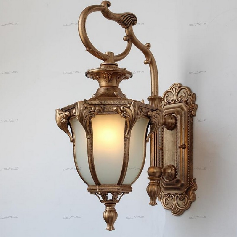 

European style Vintage Glass Metal Lantern Retro Outdoor Gate Wall Light Sconce Bedroom Wall Lamp Garden Patio Porch lights