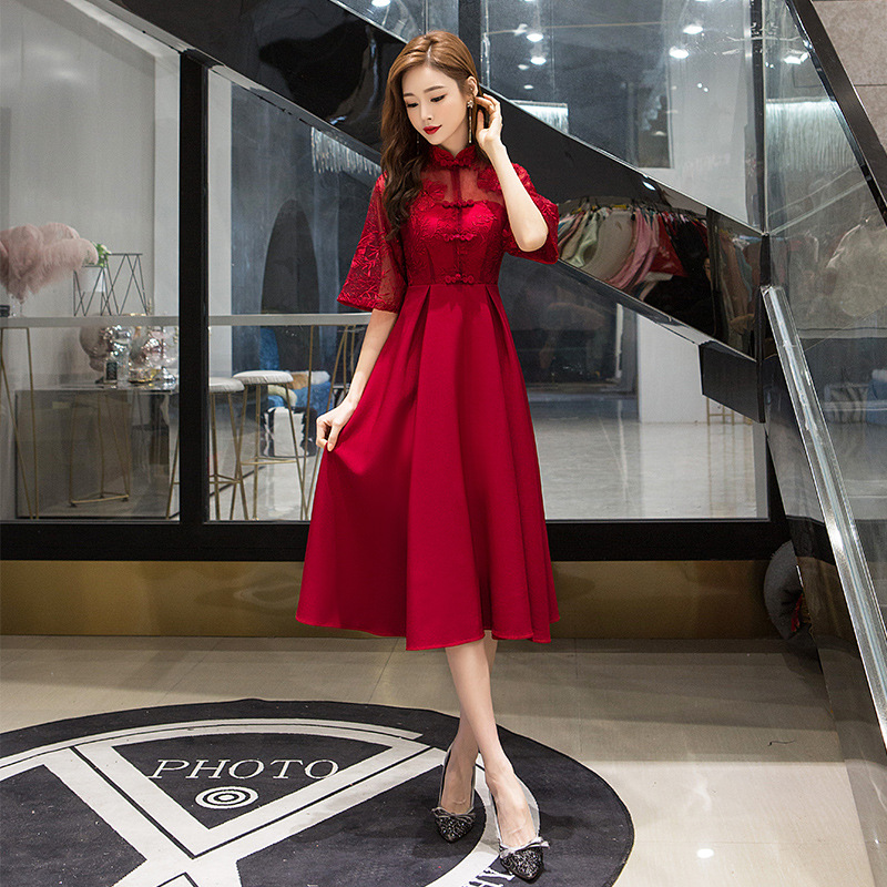 

Vintage Red Bride Wedding Qipao Half Sleeve A-Line Lady Cheongsam Temperament Embroidery Elegant Banquet Cheongsam Vestidos