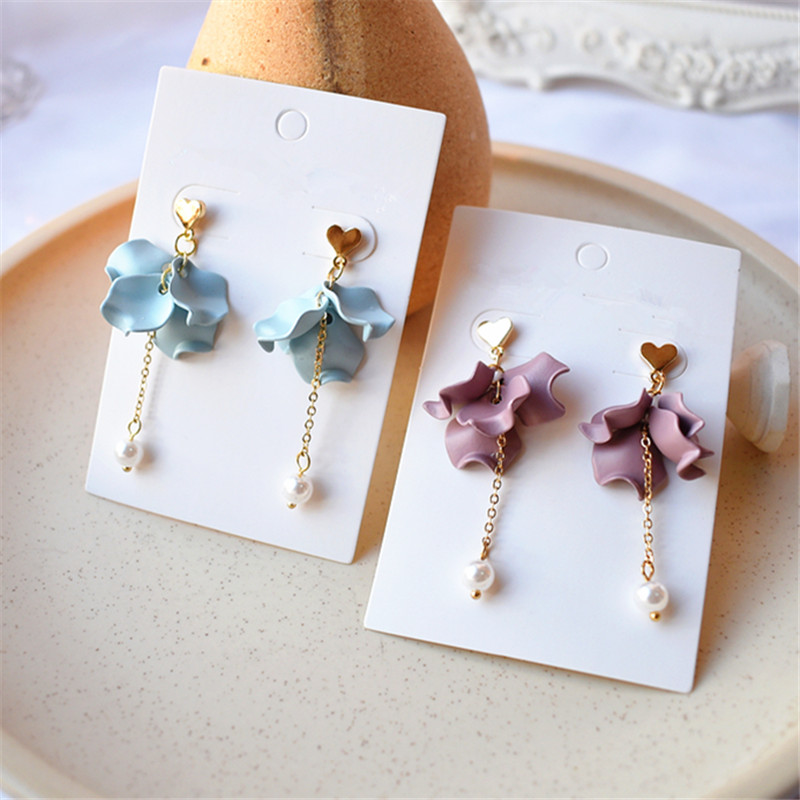 

2020 Bohemia Acrylic Heart stud earrings tassel Pretty Metal Super Fairy Flower Long Petals pearl Earring For Woman Jewelry
