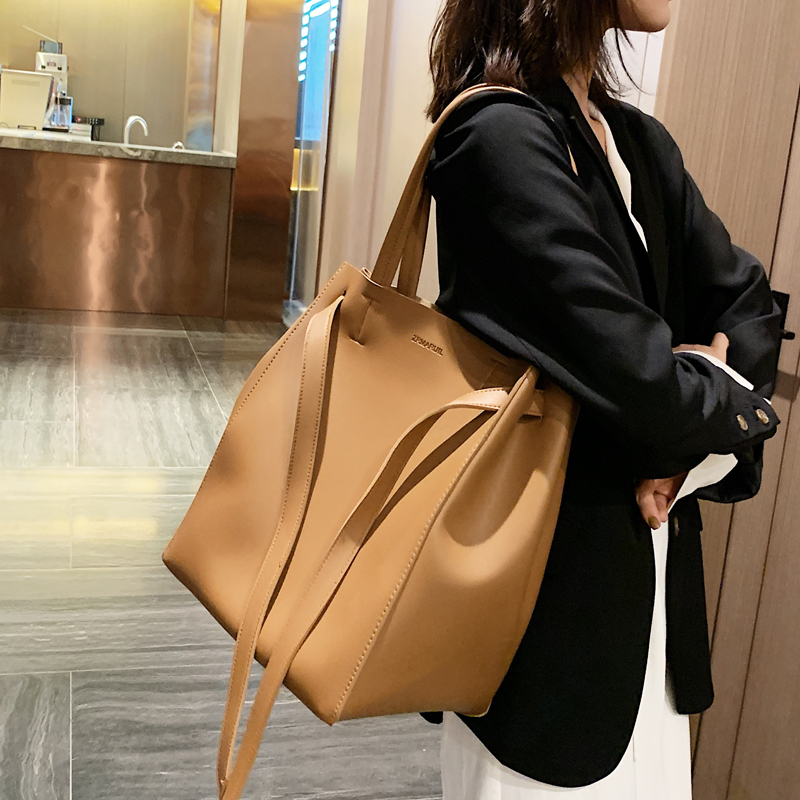 

Designer- Elegant Female Large Tote Bag 2020 Fashion New Quality PU Leather Women's Handbag High capacity Shoulder Messenger bags, Black