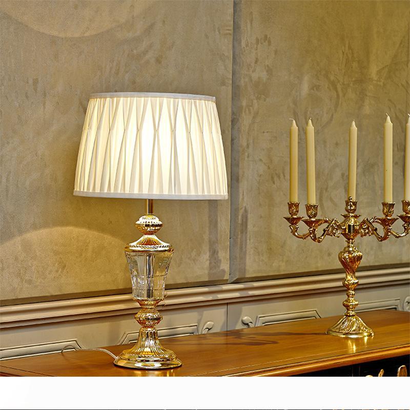 

Modern minimalist E27 crystal table lamp bedroom bedside lamp creative wedding desk lamp living room decorative table light LR004