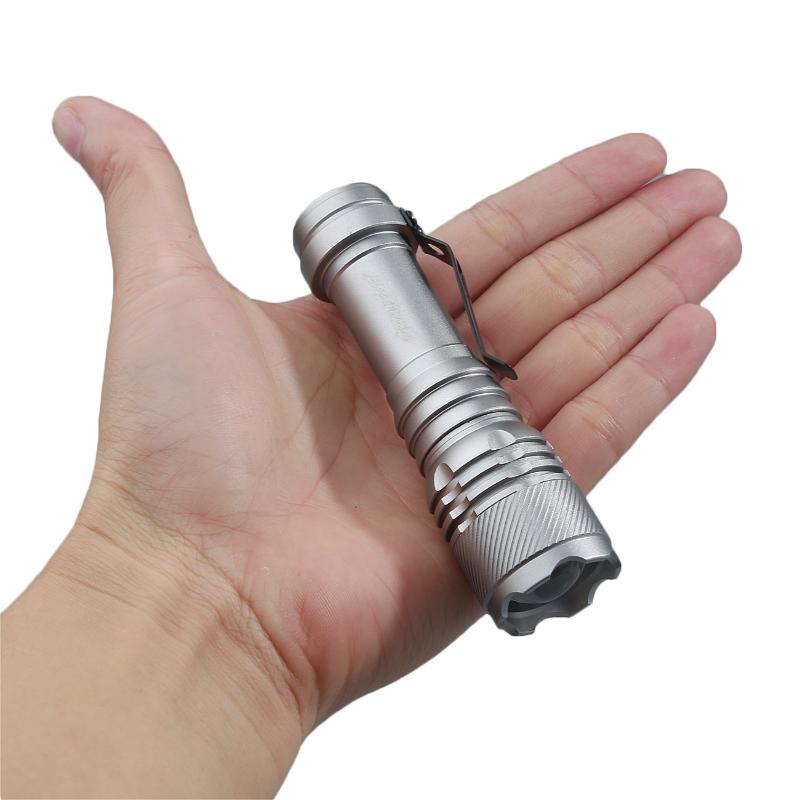 

Mini LED Waterproof 2000LM Zoomable Q5 Silver Torch /14500 Flash Light 3 Modes Super Bright Light Clip Book Lamp