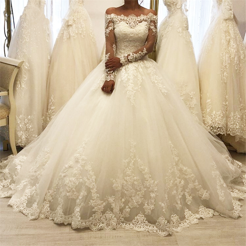 

Boat Neck Ball Gown Wedding Dresses Vintage Long Sleeves Lace Up Back Tulle Lace Applique Wedding Gowns Court Train Vestido De Noiva, White