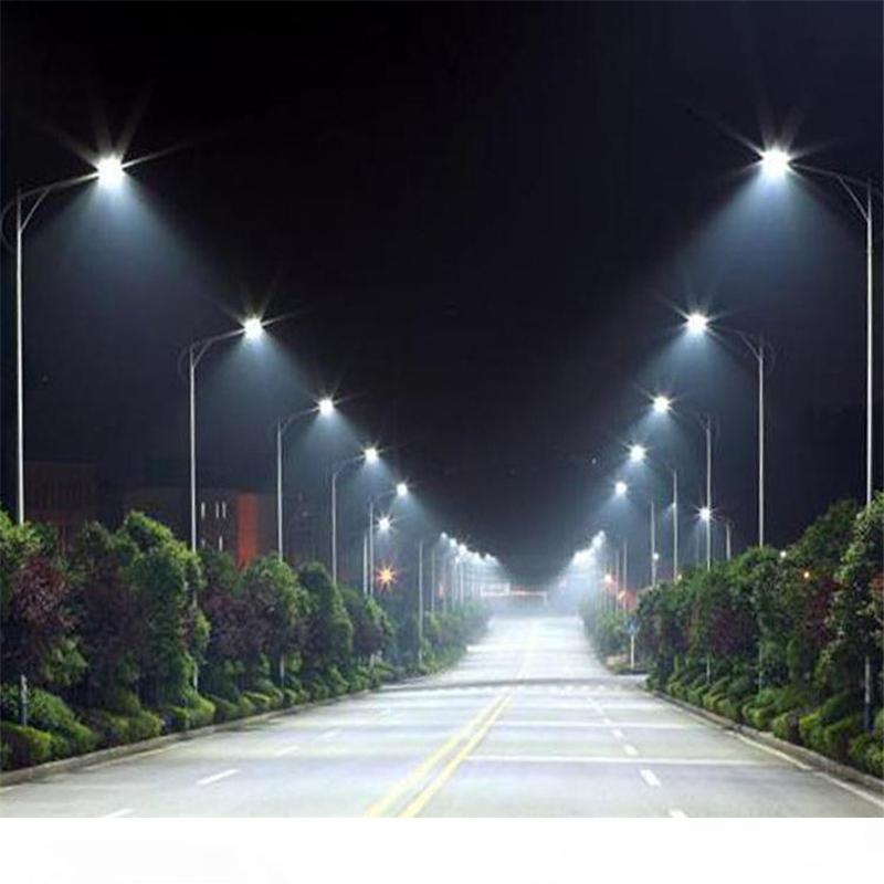 

Solar LED Street Light Solar Powered Flood Lights 50W 50LEDs Security Lighting with Pole and Remote Control