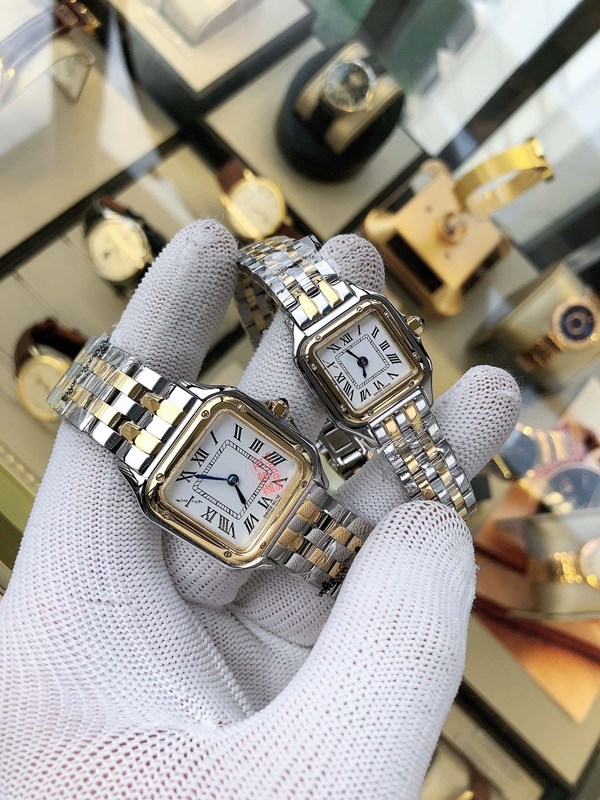 

Female Watches White Dial Quartz Watch Stainless Steel Wristwatch Sapphire Glass ca08, 22x30mm;silver