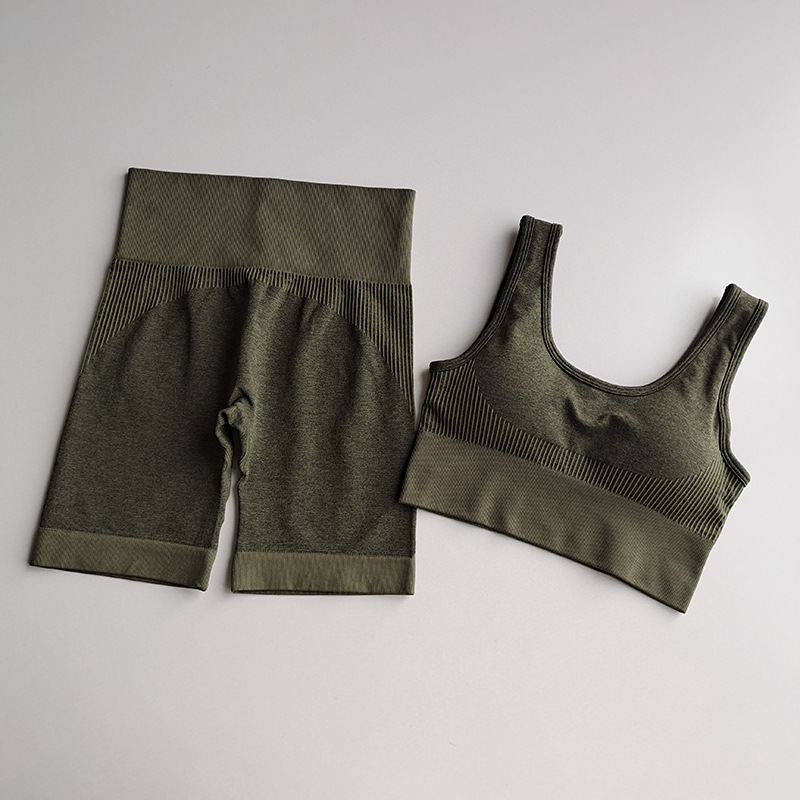 

Women Seamless Yoga Set Sports Bra High Waist Fitness Gym Shorts Gym Set Running Sportswear Workout Clothes 2PCS Sports Suits