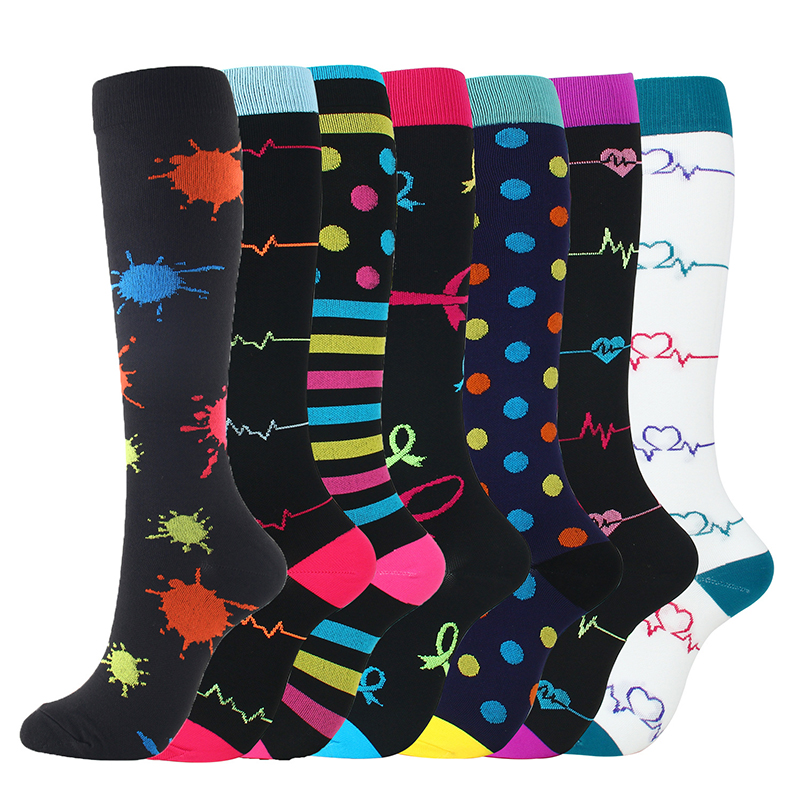 

7 Pairs/Lot Mix Compression Stocking Fit Running Unisex Nurses Flight Travel Leg Pressure Compress High Quality Christmas Socks, Package 4