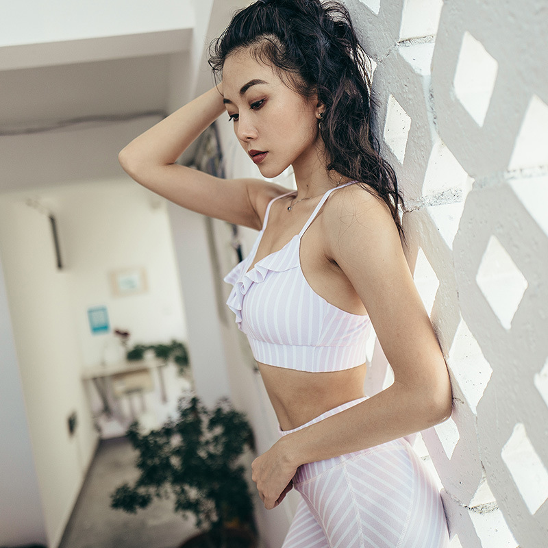 

2020 Sport Active Wear For Women Gym Bra Yoga Bra Pink Stripe seamless Top Fitness Running Vest Sport Bh Underwear Jogging Femme