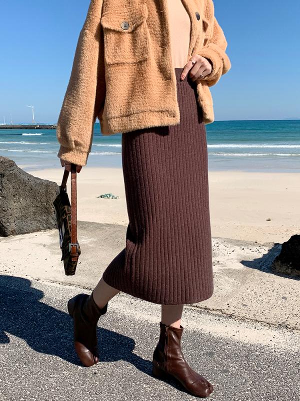 

Women Knitted Long Skirts Fashion Casual Female Elastic Skirt High Waist Autumn Skirts, Beige