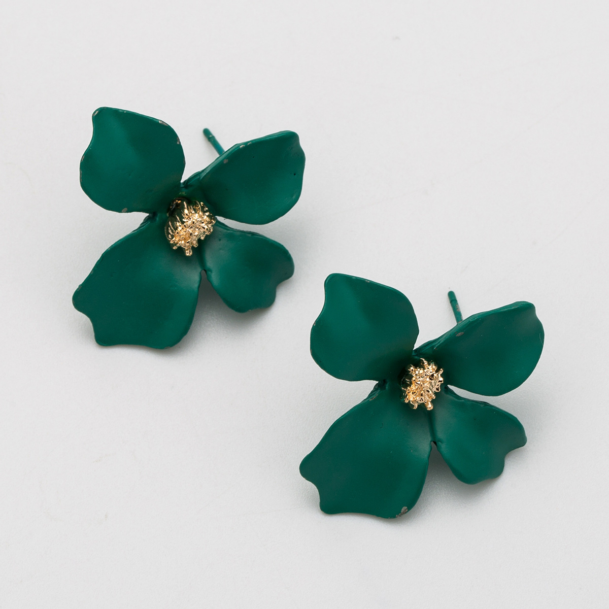 

Exaggerated Korean style flower earrings simple earrings women's fashion Bohemia