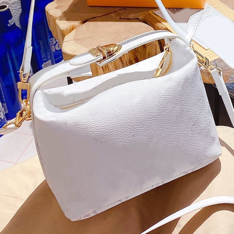 

Women Cosmetic Bag Ladies Handbag Shoulder Bag Fashion Full L Letter Artwork Zipper Removable Shoulder Strap High Quality Free Shipping