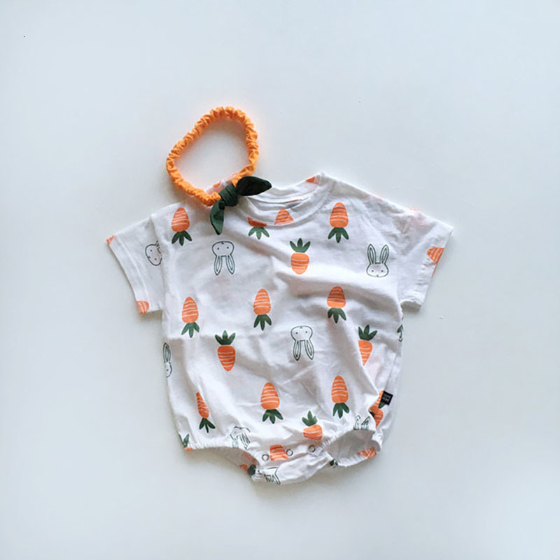 baby clothes with bunnies on them
