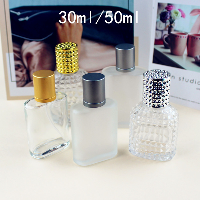 

Logo Welcome 30ml 50ml 100ml Clear Glass Spray Bottle Frosted Square Glass Perfume Bottle Cosmetic Packaging Vials
