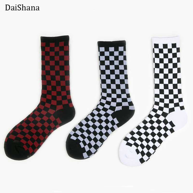 

1Pairs Unisex Stree Fashion Skateboard Socks Trend Korean Funky Harajuku Women Socks Checkerboard Checkered Novelty