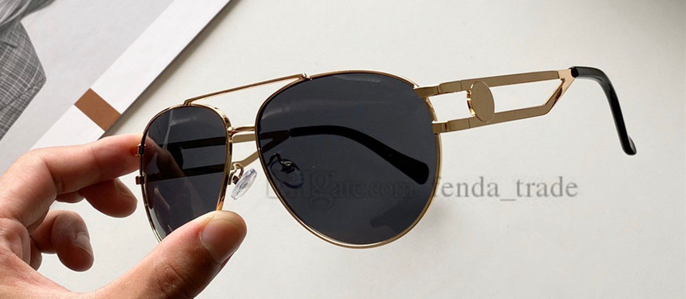 

2020 Vintage Sunglasses Men Square Metal Frame Sunglasses colorful Mirror Classic Retro Sun Glasses men Fashion Summer Eyewear 2501 5PCS, White;black