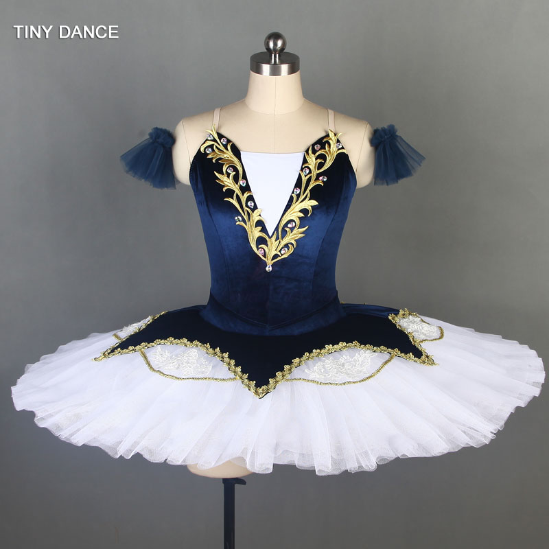 

Stage Wear Navy Blue Velvet Bodice With 7 Layer Of Pleated Tulle Pancake Tutu Professional Ballet Dance Costume For Adult Girls BLL079