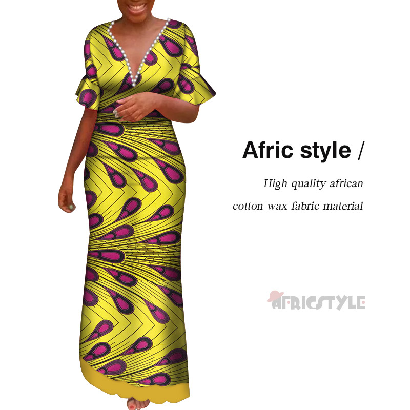 

In summer 2020, sexy African women wear traditional African floral dresses and beautiful party dresses WY7586