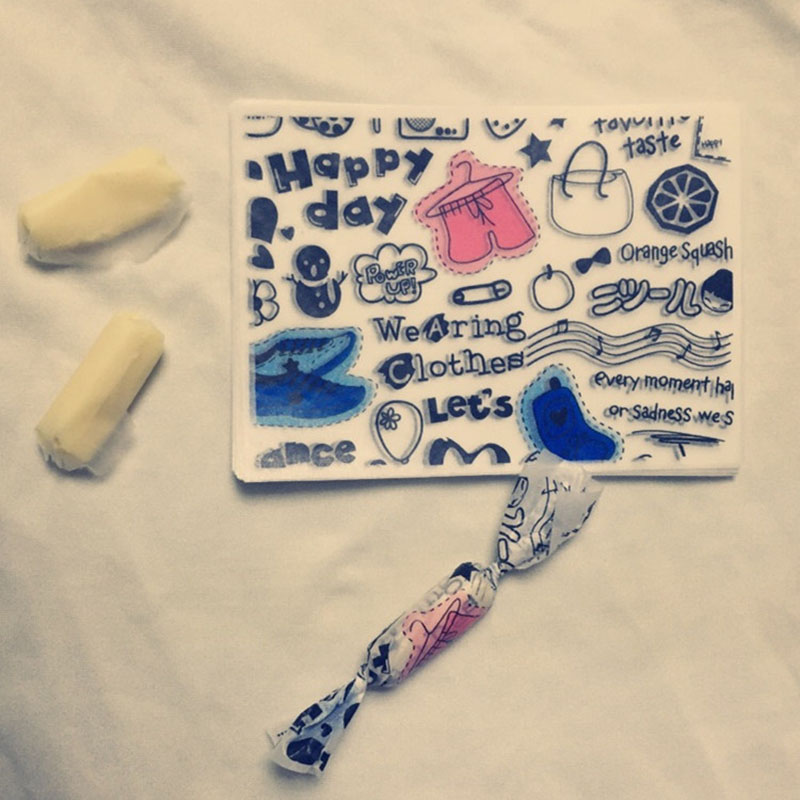 

200Pcs/lot Candy Wrapper Cartoon Line Happy Day Pattern Party Homemade DIY Candy Packaging Wedding Baking Gift Oil Paper