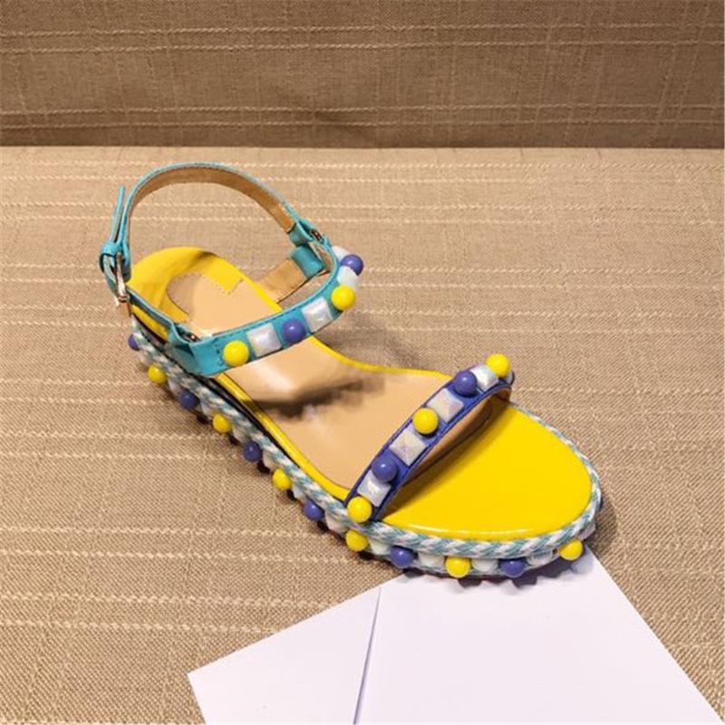 

Genuine Leather Women's Sandals Designer Fashion Soft Light Rivet Sweet Women's Shoes Multi-coloured Ladies Shoes