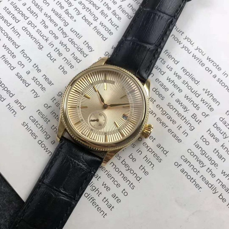 

2021 new luxury mens watches Little needle run seconds Quartz Watch designer watches Leather strap Brand Fashion accessories for ladies