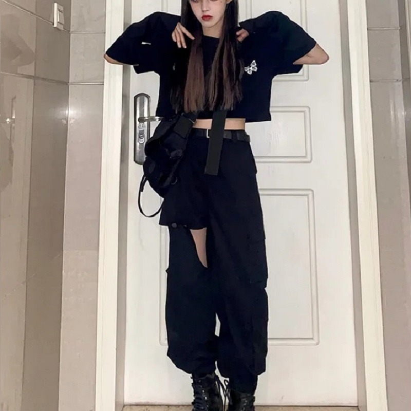 

suit women summer dark personality street butterfly short-sleeved T-shirt and tooling trousers fashion ins hot two-piece set, Black