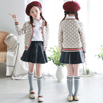 

Children Designer Cardigans Girls Casual Fashion Geometric Print Sweaters Girls Fashion Autumn Coat New Parent-child Knitted Cardigan, Khaki