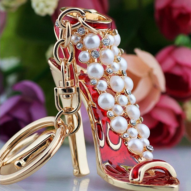 

New Creative Pearl High Heels Key Chain Fashion Rhinestone Keychain Key Ring Women Bag Charms Pendant Novelty Souvenir Gifts