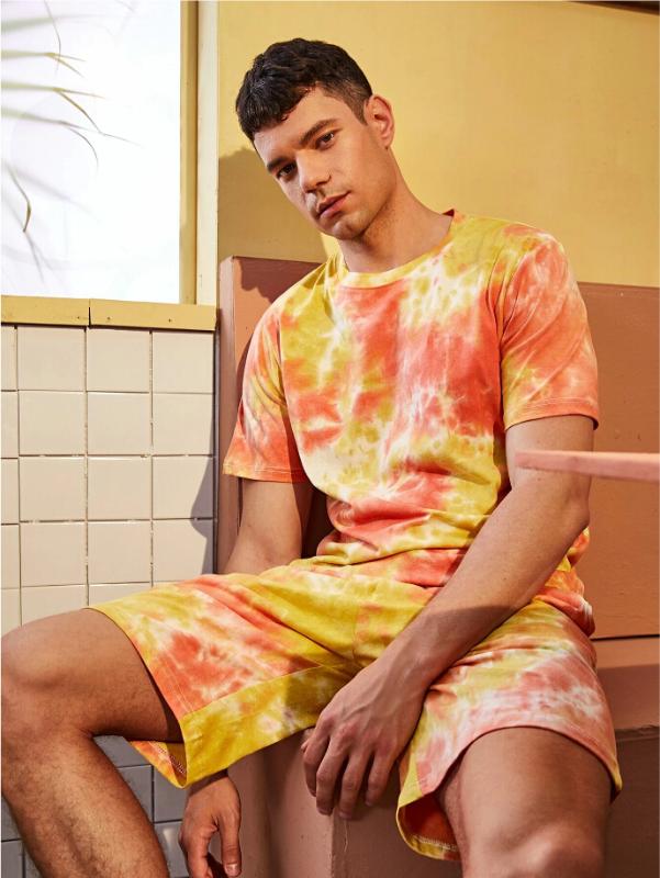 

Men' Casual 2 Piece Outfits Tie Dye Print Short Sleeve Top and Elastic Waist Shorts Set Loungewear, Black