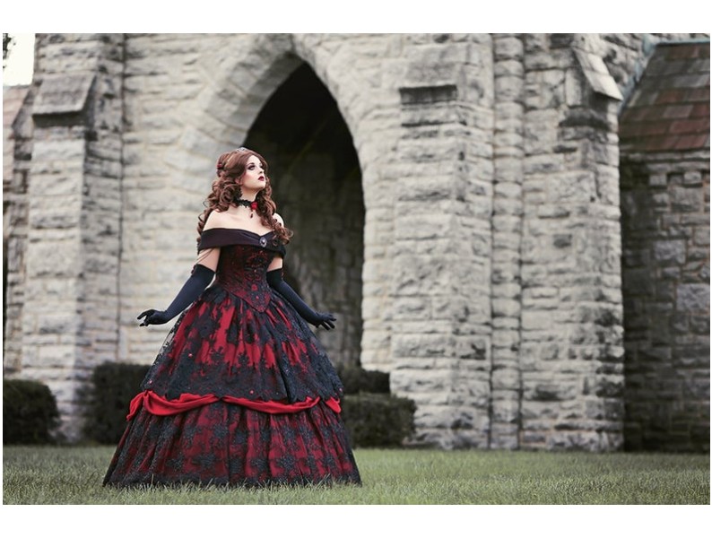 

2020 Red Black Lace Wedding dresses off shoulder Vintage Lace-up Corset Strapless Tiered Beauty Off Shoulder Plus Size Bridal Gown, Custom made from color chart