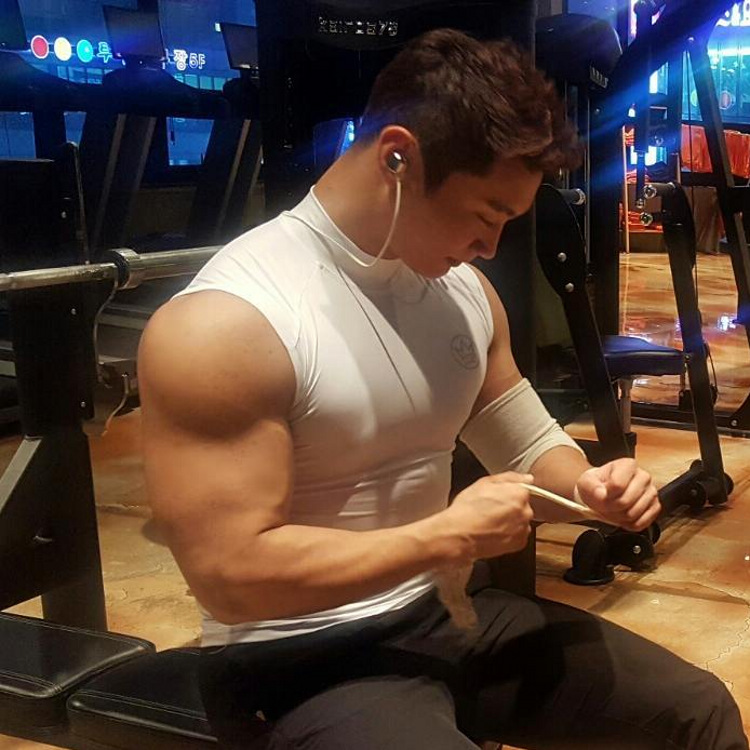 

Sports Casual Men's Quick-Dry Vest Fitness Exercise Basketball Waistcoat Joint Muscle Sportsman Fashion Fitness Clothing Fashion, White