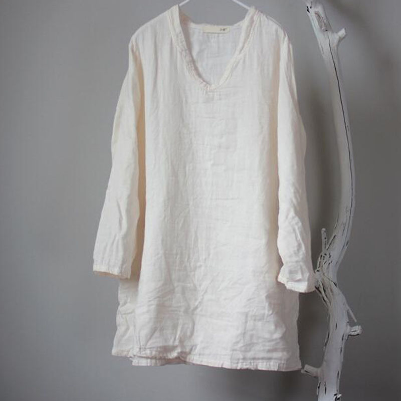 

Johnature Autumn New 2020 Solid Color Women Cotton Top T-shirt Loose Long Sleeve V Neck Soft Breathable Vintage Pullover T-Shirt, Beige