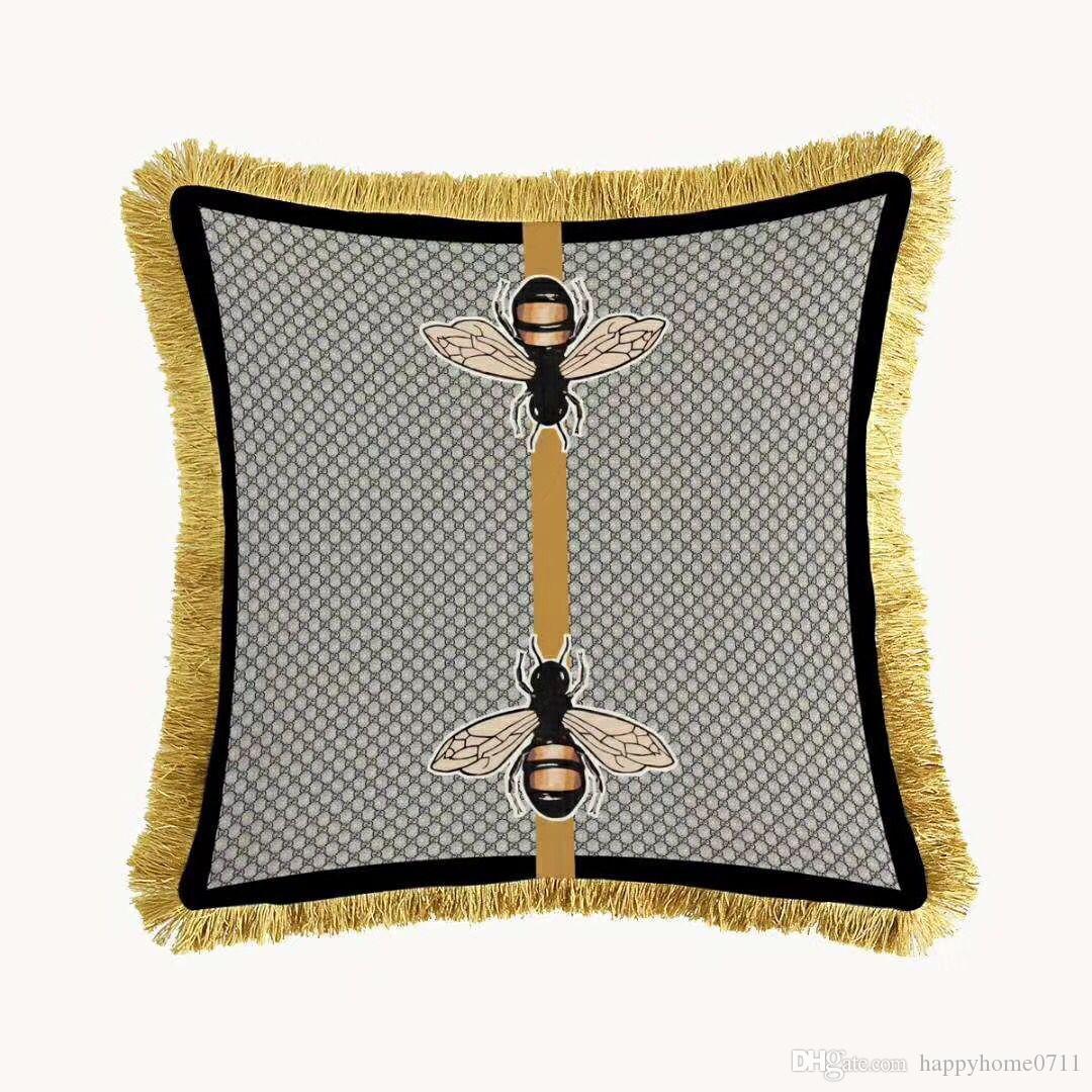 

Luxury pillow case designer classic Signage tassel tiger or snake pattern printed pillowcase cushion cover 45*45cm for new home decorative and Christmas gifts, As pic
