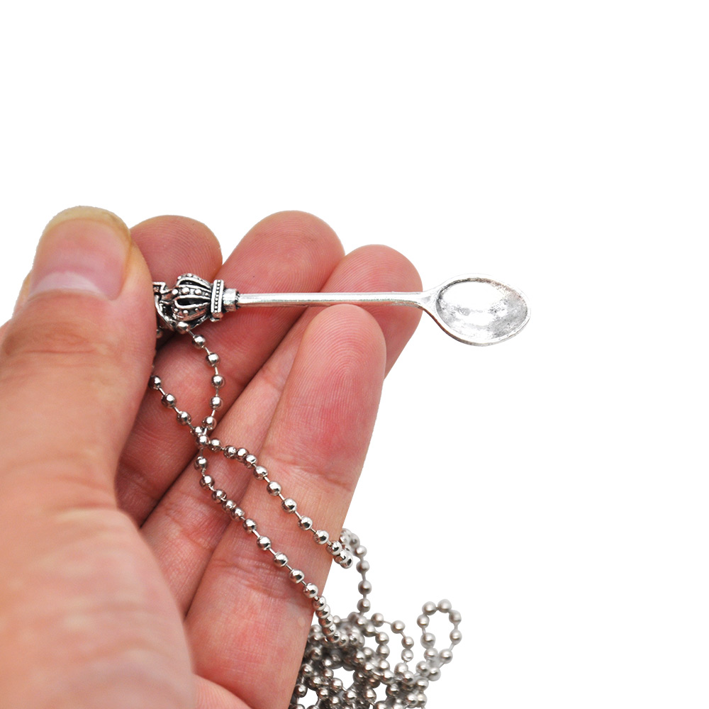 

TOPPUFF Luxury Necklace Crown Metal Snuff Spoon For Sniffer Snorter Powder Hoover Hooteer Snuff Tobacco Pipe Shovel Smoking Accessories