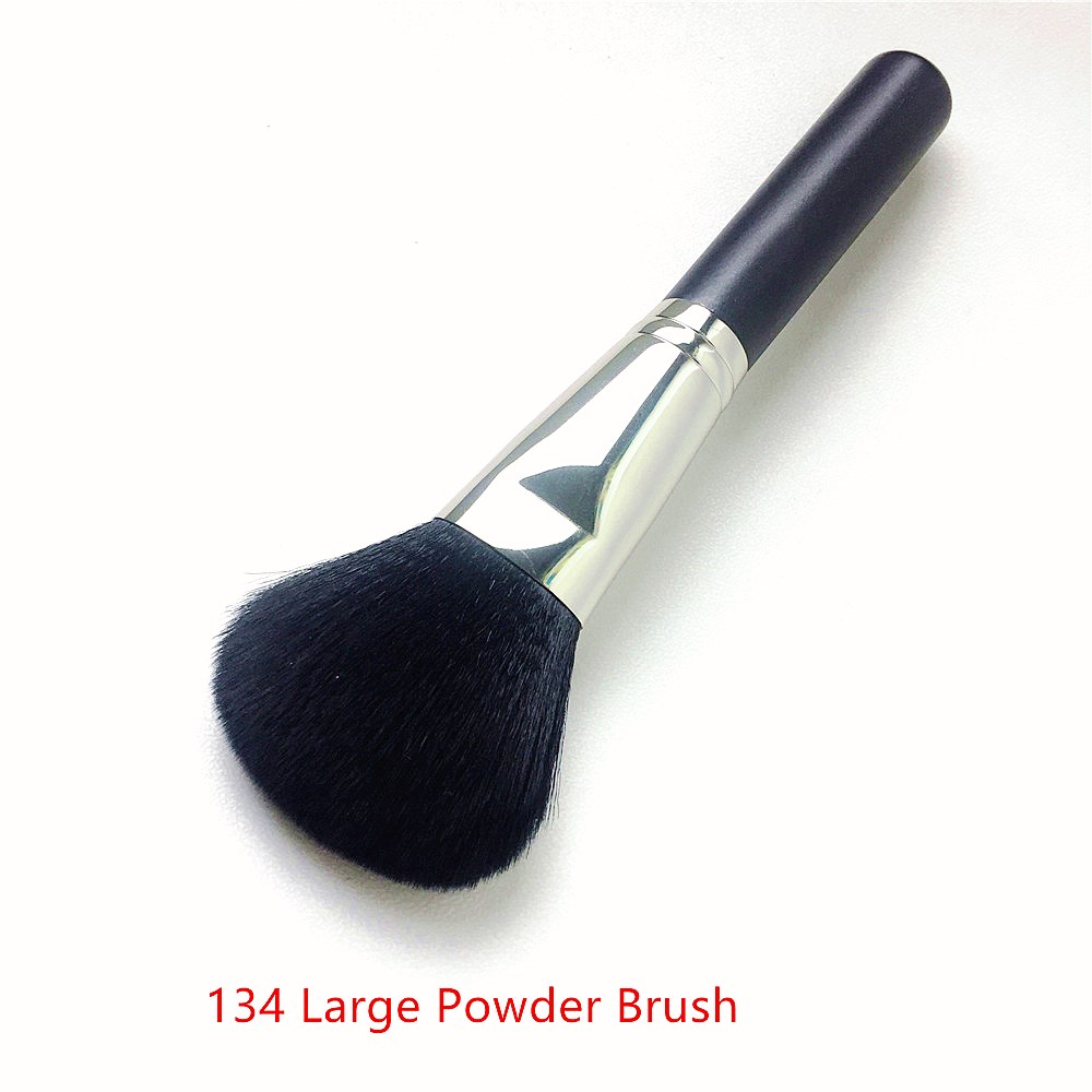 

Large Powder Brush 134 - Synthetic Hair Fluffy Loose Powder Bronzer Makeup Brush